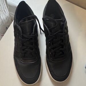 adidas Men's Black Low-Top Lace-Up Sneakers with White Trim